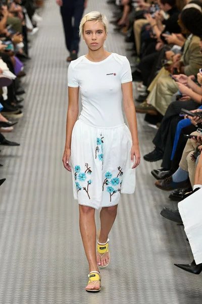 Look 51